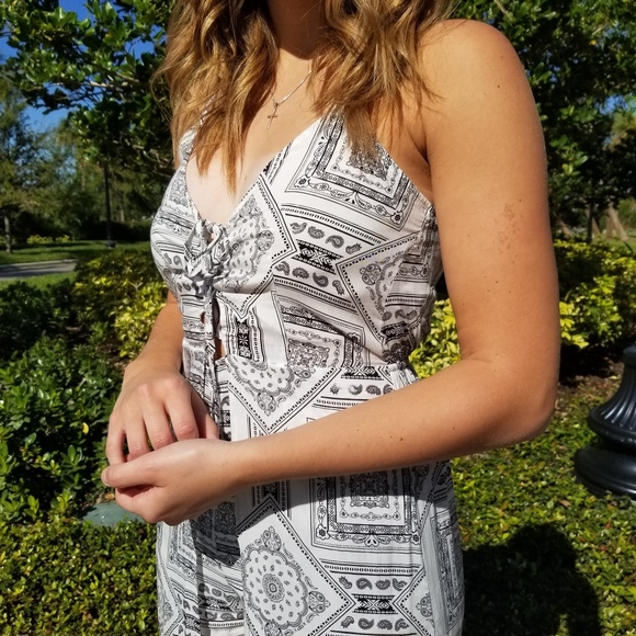 Black & White Print Romper  Maxi - Picture 4 of 6